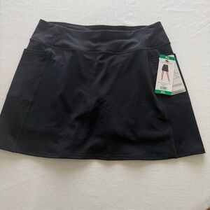 Sketchers Go Walk NET Black Active Skort with 2 Side Pockets